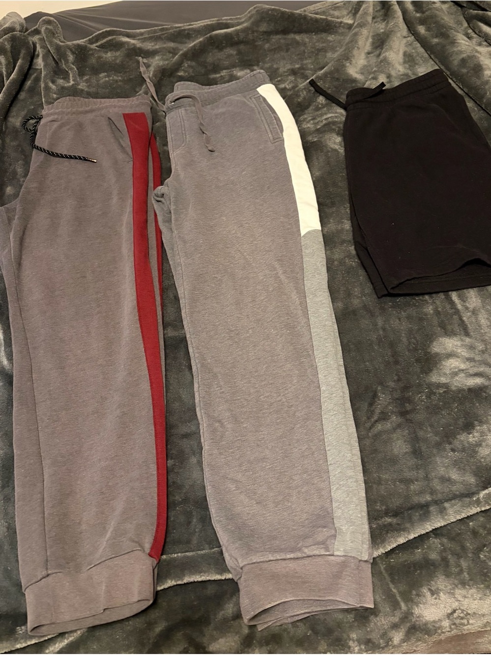 Men’s Tek Gear 3-Piece Lot – Size Medium Sweat Pants & Jogger Shorts